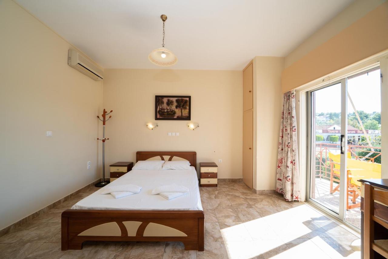 Lorenzo House Apartments Lassi  Extérieur photo