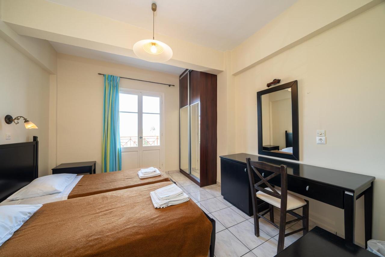 Lorenzo House Apartments Lassi  Extérieur photo