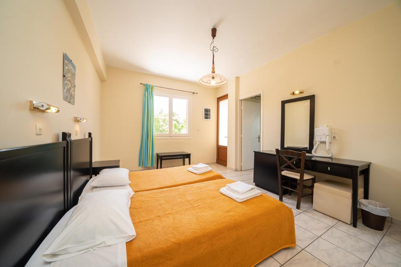 Lorenzo House Apartments Lassi  Extérieur photo